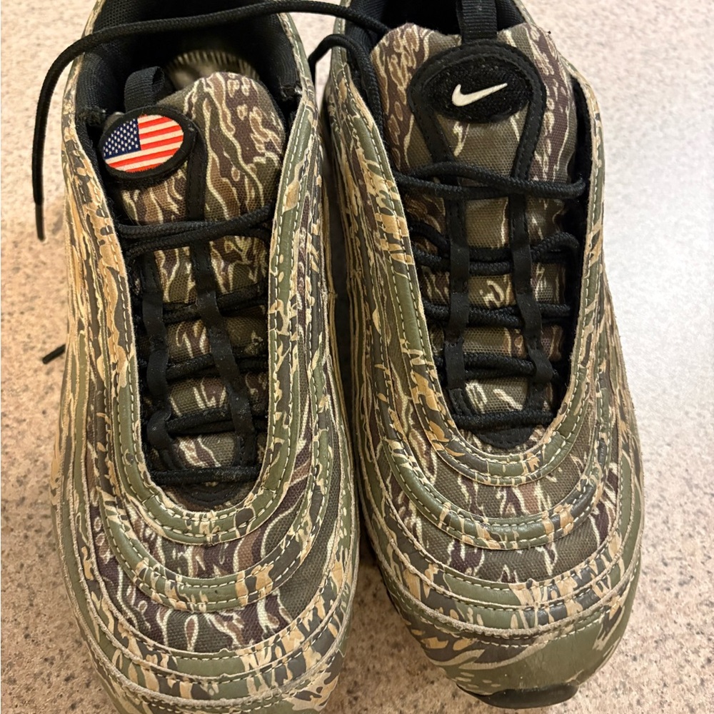 Nike Camo Pattern Sneakers